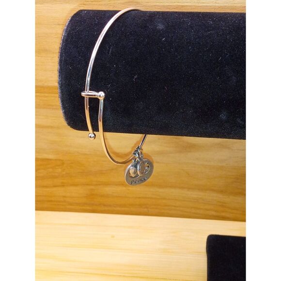 Silvertone Namaste Om Peace, Continuous Circle, Heart Adjustable Charm Bracelet - Picture 8 of 8